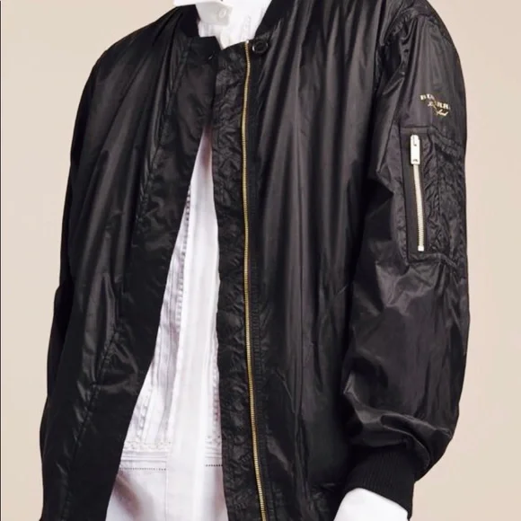 Burberry Mayther Technical Nylon Bomber Black 12 - Picture 1 of 9